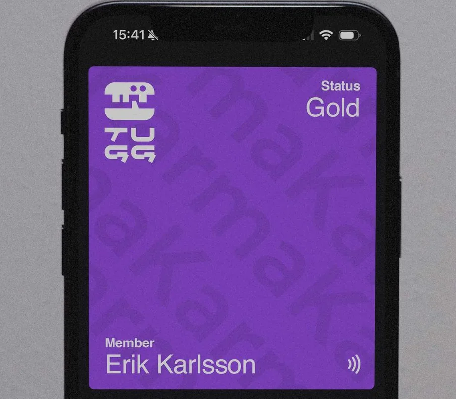 A Tugg member card with Gold status in the phone's wallet